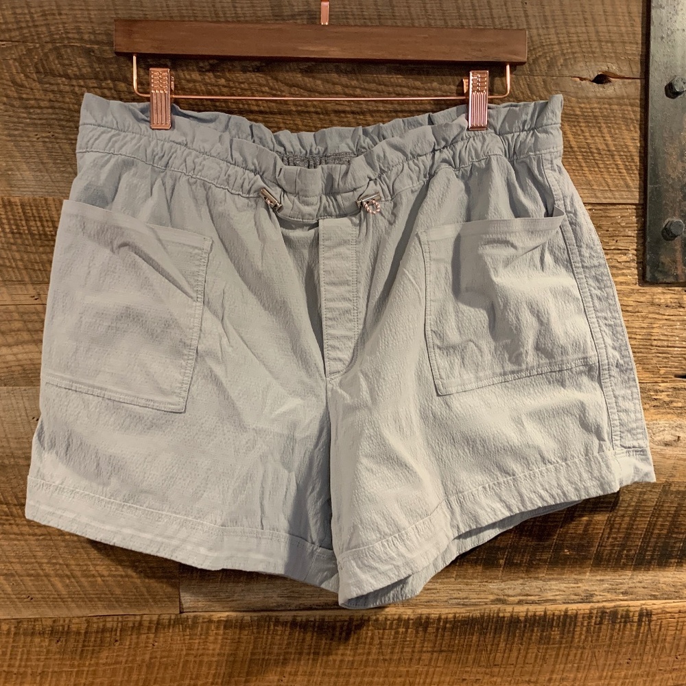 EUC - Athleta - Trekkie Paperbag Shorts - Galactic Grey - Size: 14T